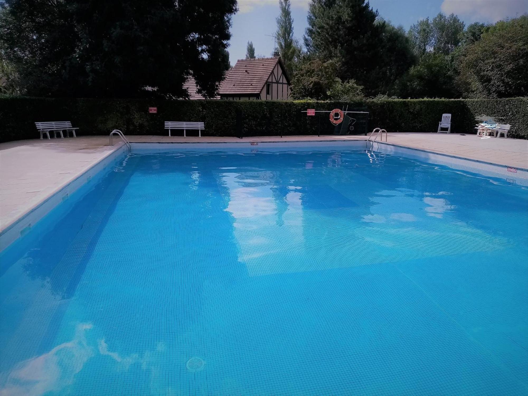 Cabourg Agreable T2 Residence Calme - Terrasse 20M2 - Animaux Bienvenus Esterno foto